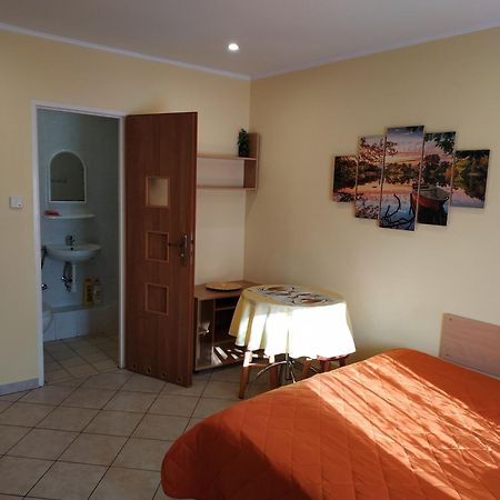 Hotel Zacisze,Klonowa 17 Dźwirzyno Exterior foto